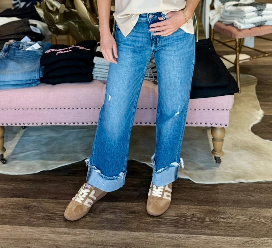 MID RISE RAW CUFFED HEM SLIM WIDE JEANS