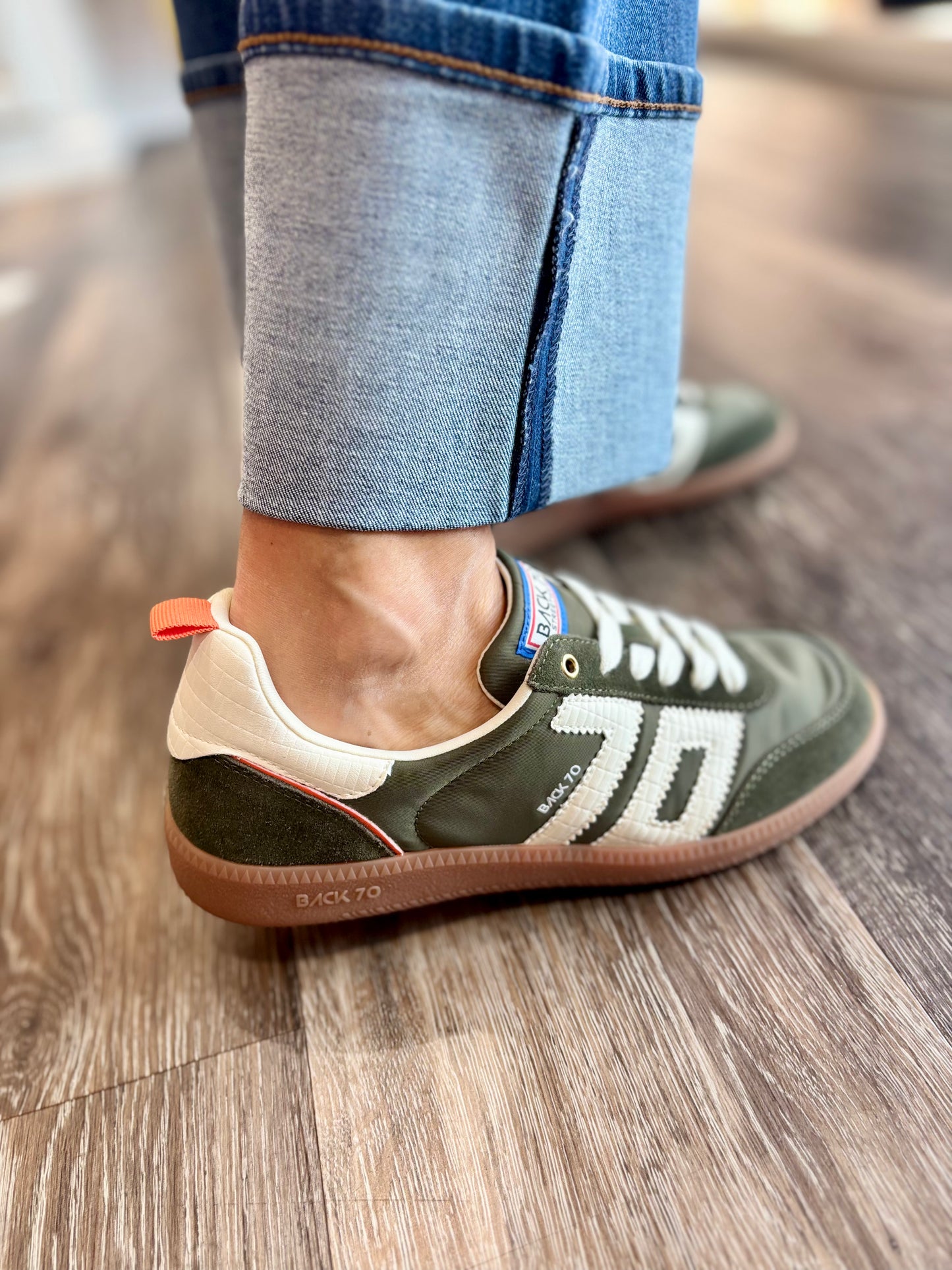 Back 70 GHOST N in OLIVE ORANGE MILK Sneakers