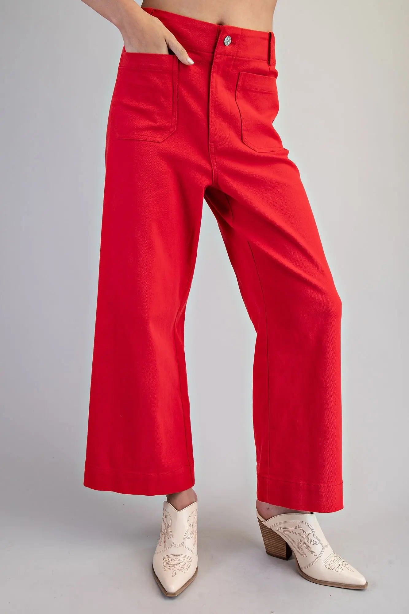 Front Pocket Crop Pants Scarlet