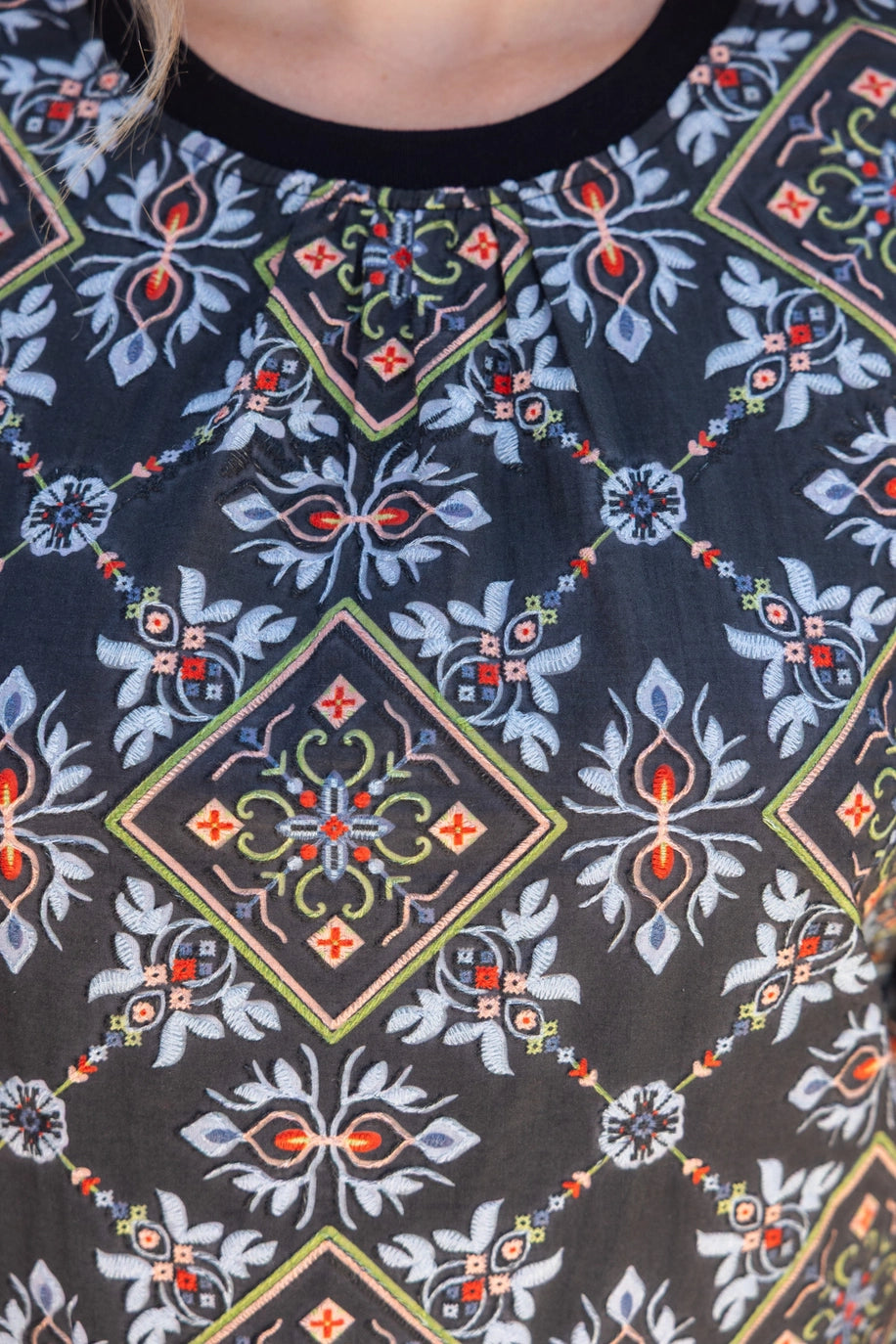 The Flora Tile Top