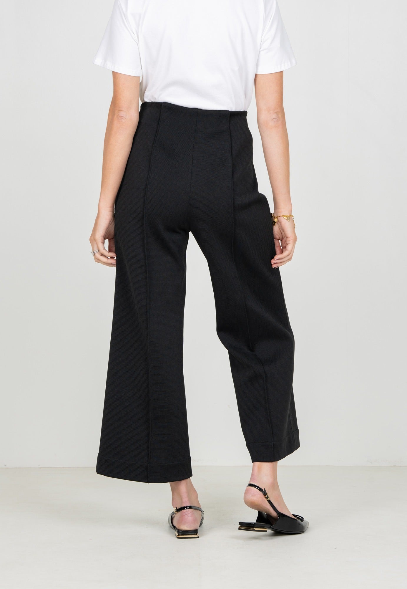 Emily McCarthy Cropped Piper Black