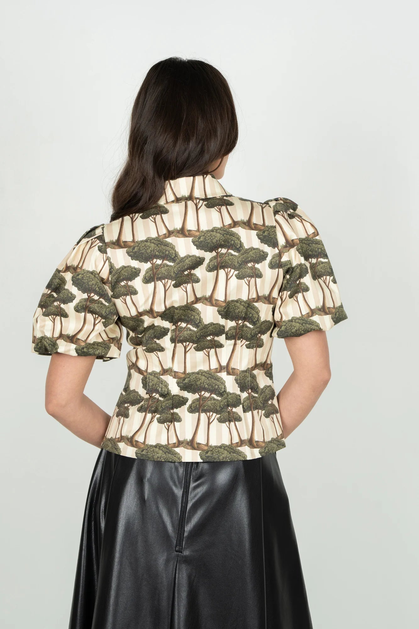 Emily McCarthy Britt Top Umbrella Pine