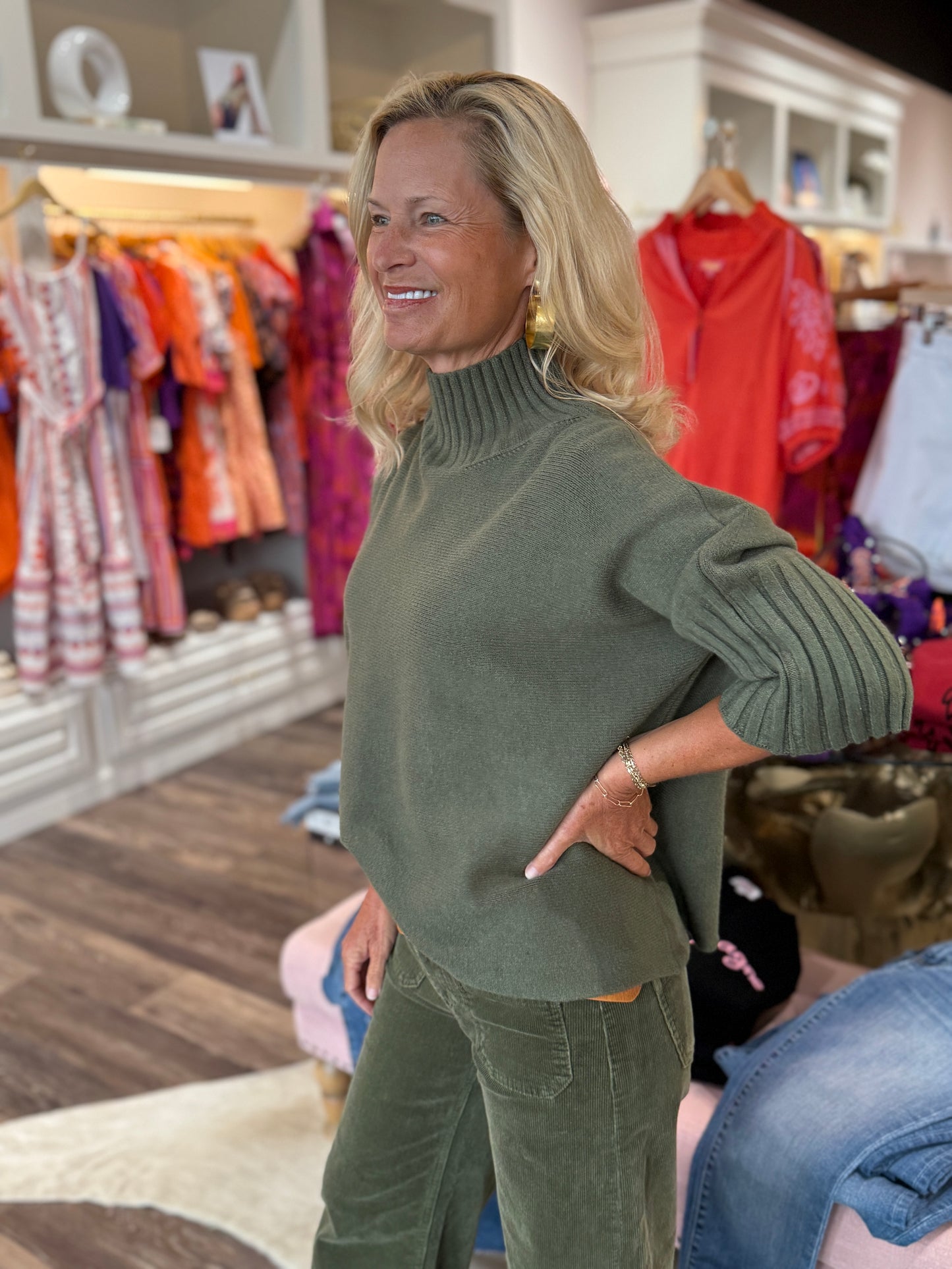 The Maple Turtleneck Sweater Olive