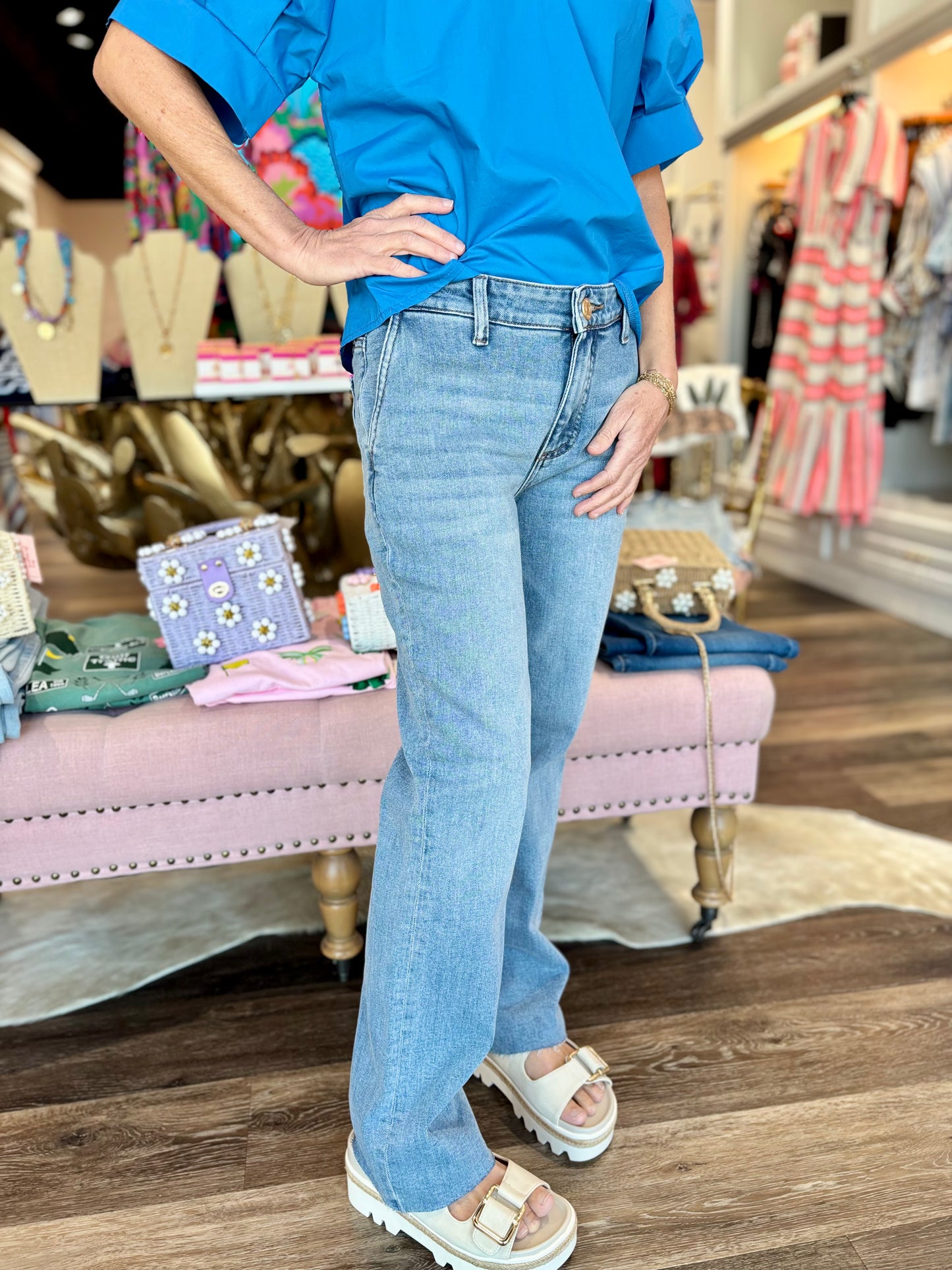 Kut Kelsey Mid Rise Ankle Flare Raw Hem With Slash Pocket