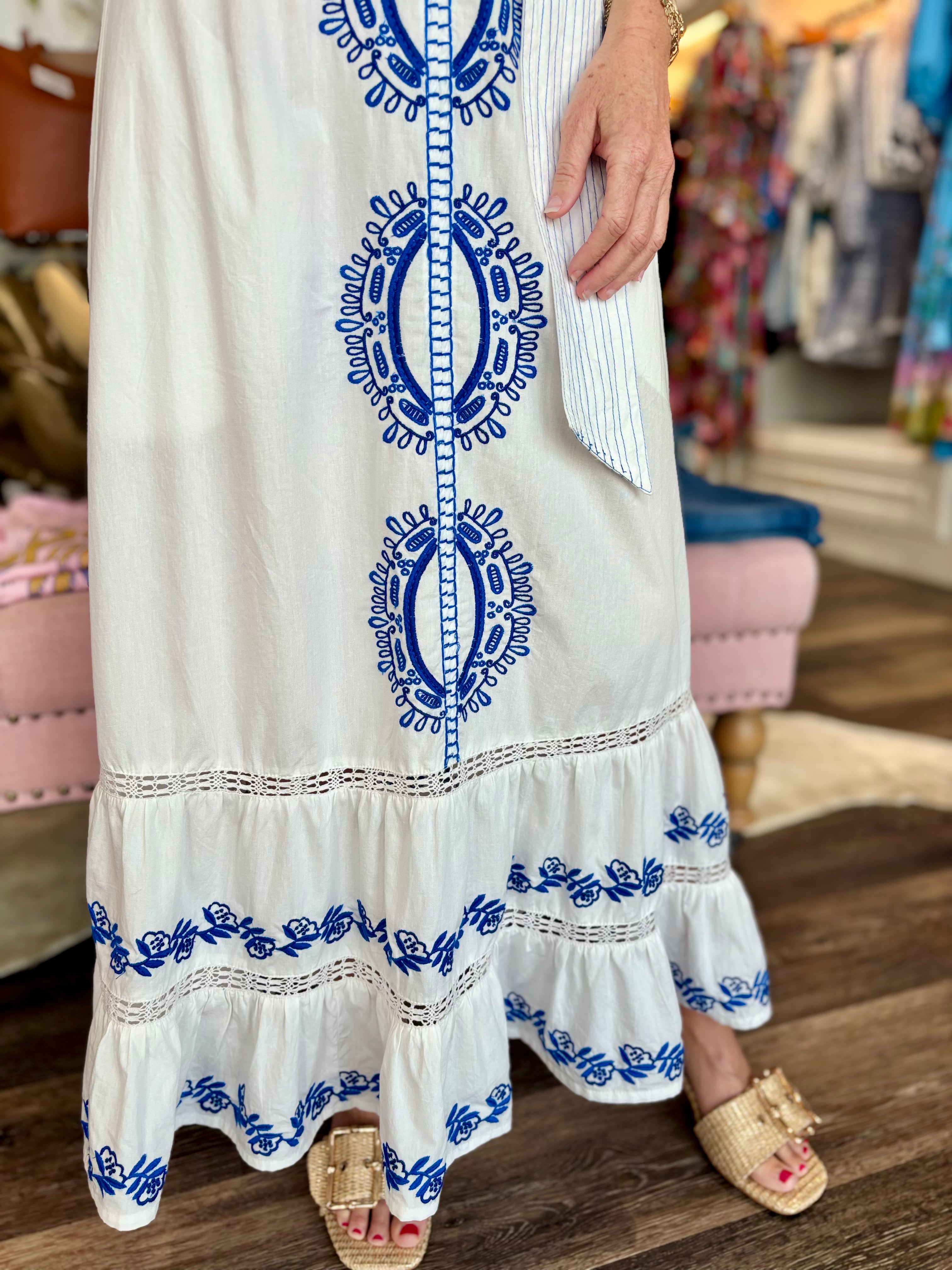 Nibi Mtk Oasis Dress - Blue & White Embroidery