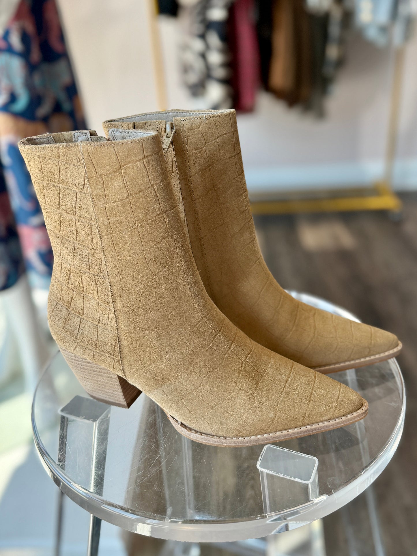 Matisse Caty Bootie Natural Croc Suede