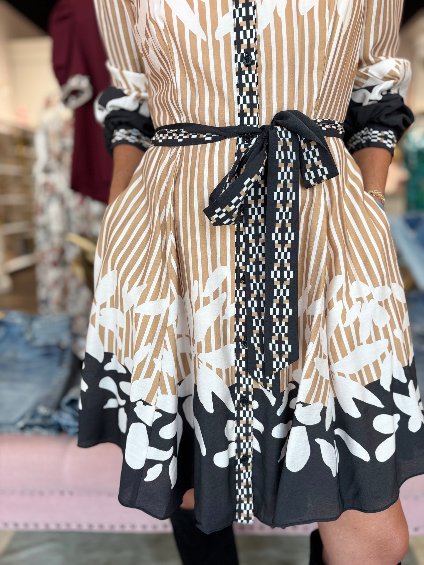 Long Sleeve Border Print Dress