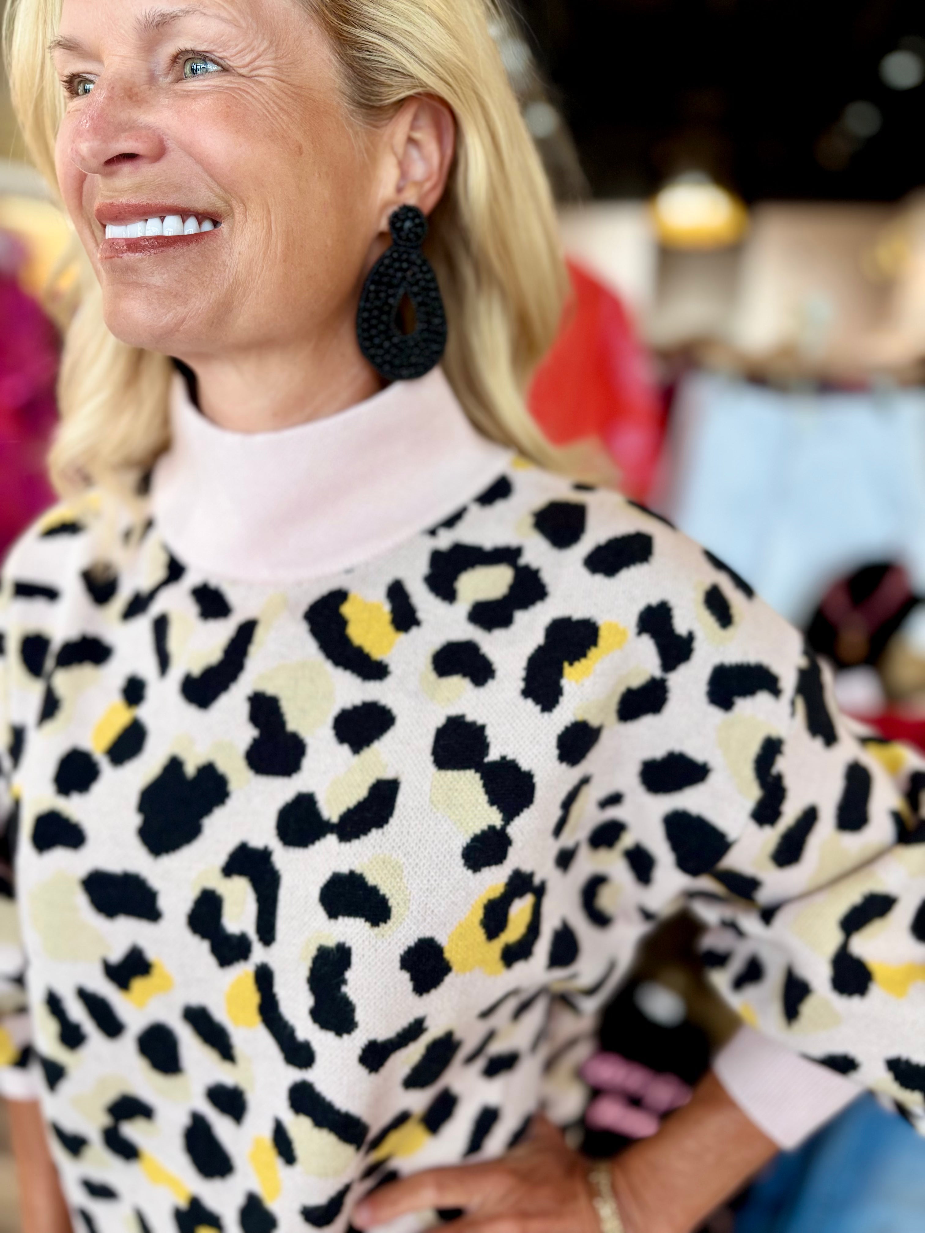 Animal Pattern Jacquard Knit Blouson Sleeve Sweater