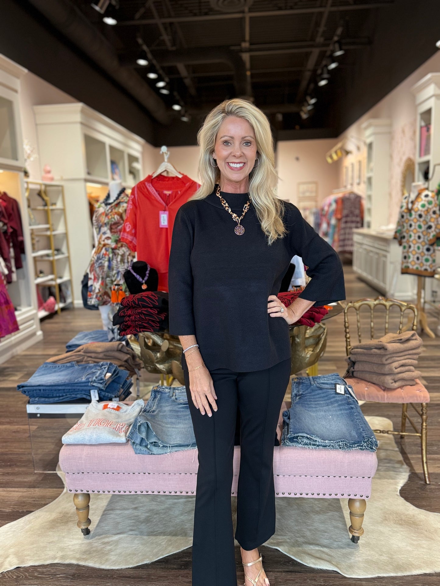 Kick Flared Cropped Pants Black