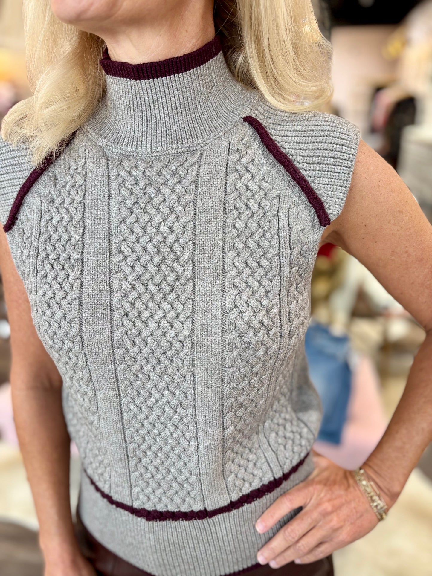 Joe Turtleneck Vest