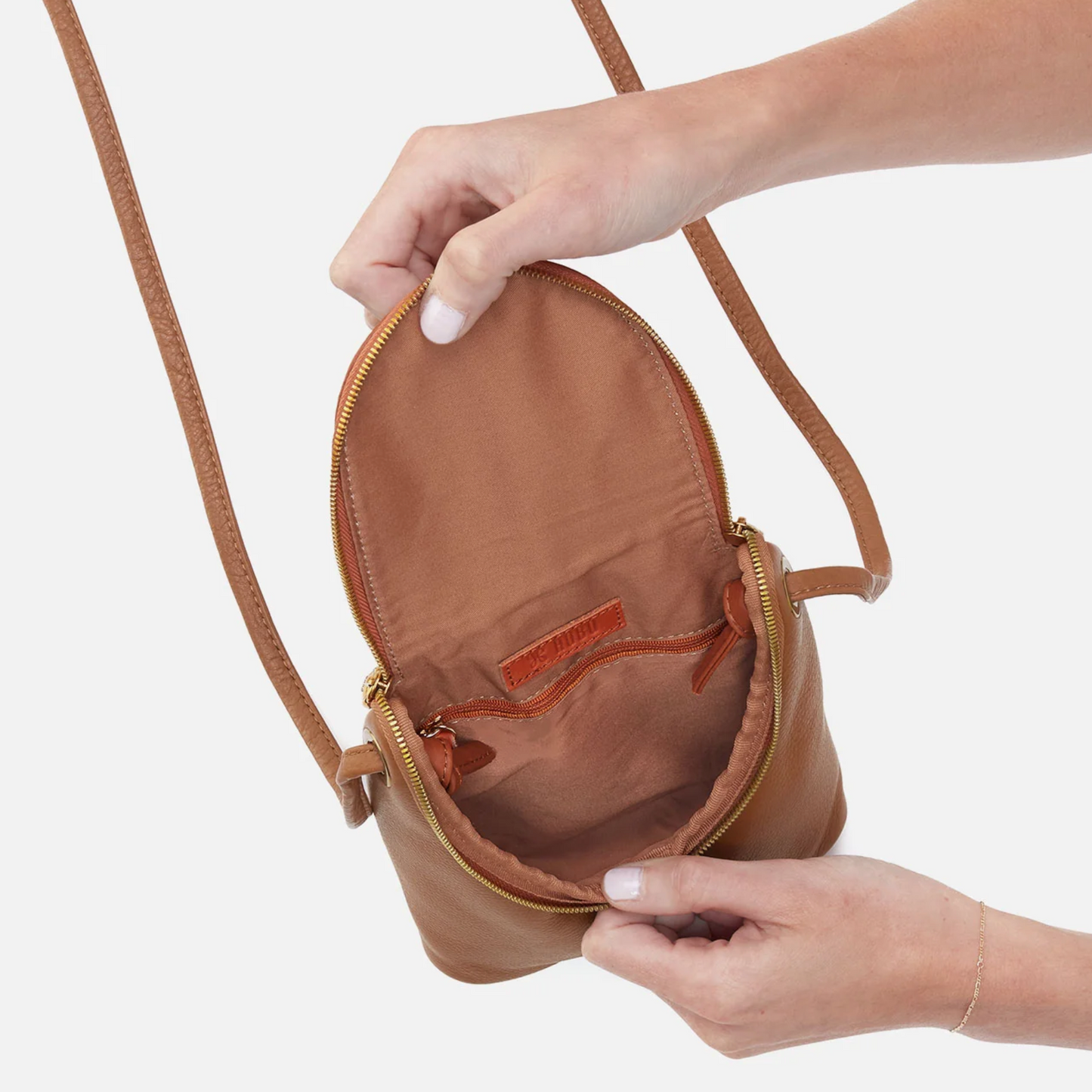 Hobo Fern Crossbody Warm Honey