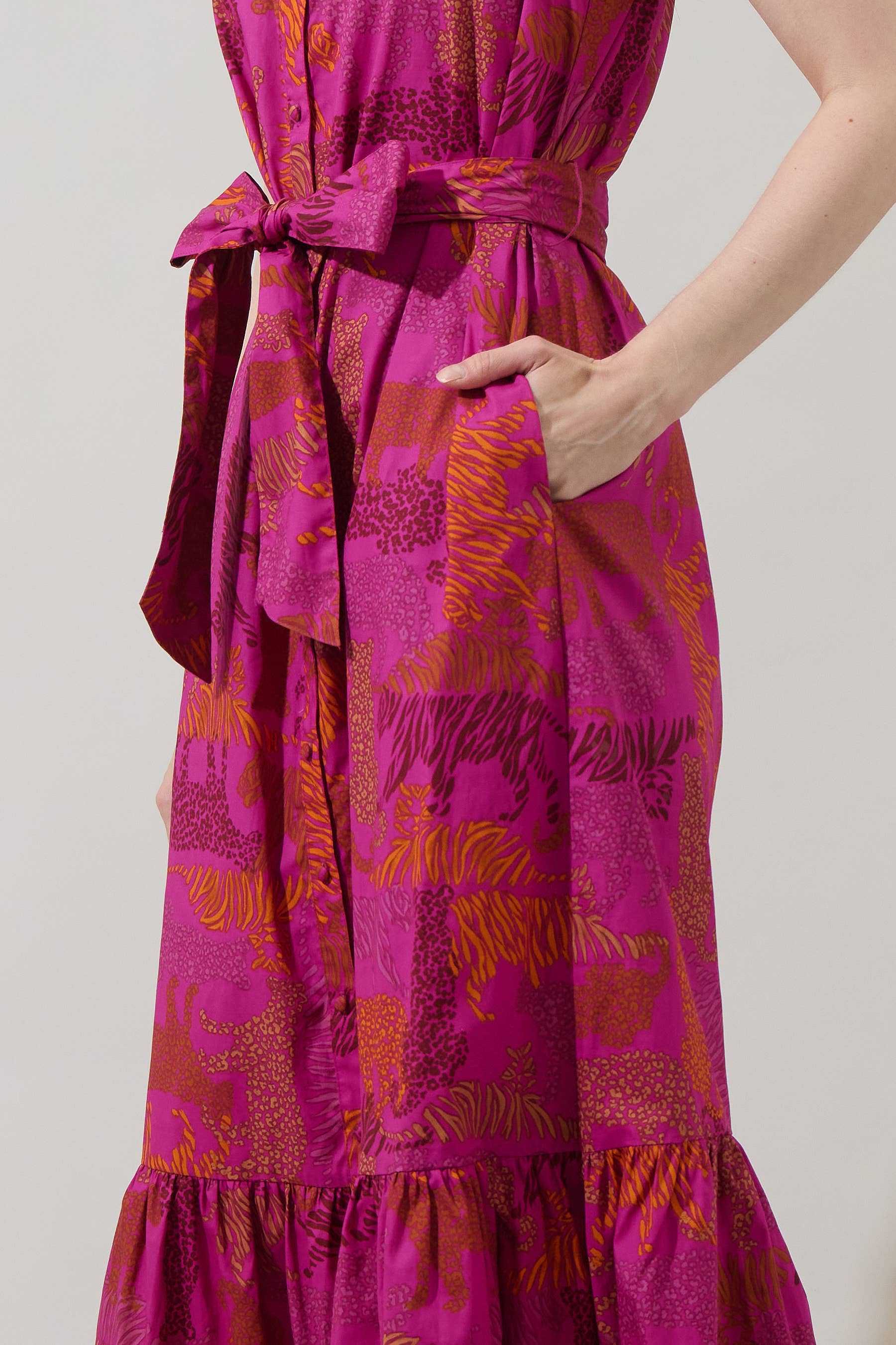 In the Jungle Cileah Collared Maxi Dress: Magenta