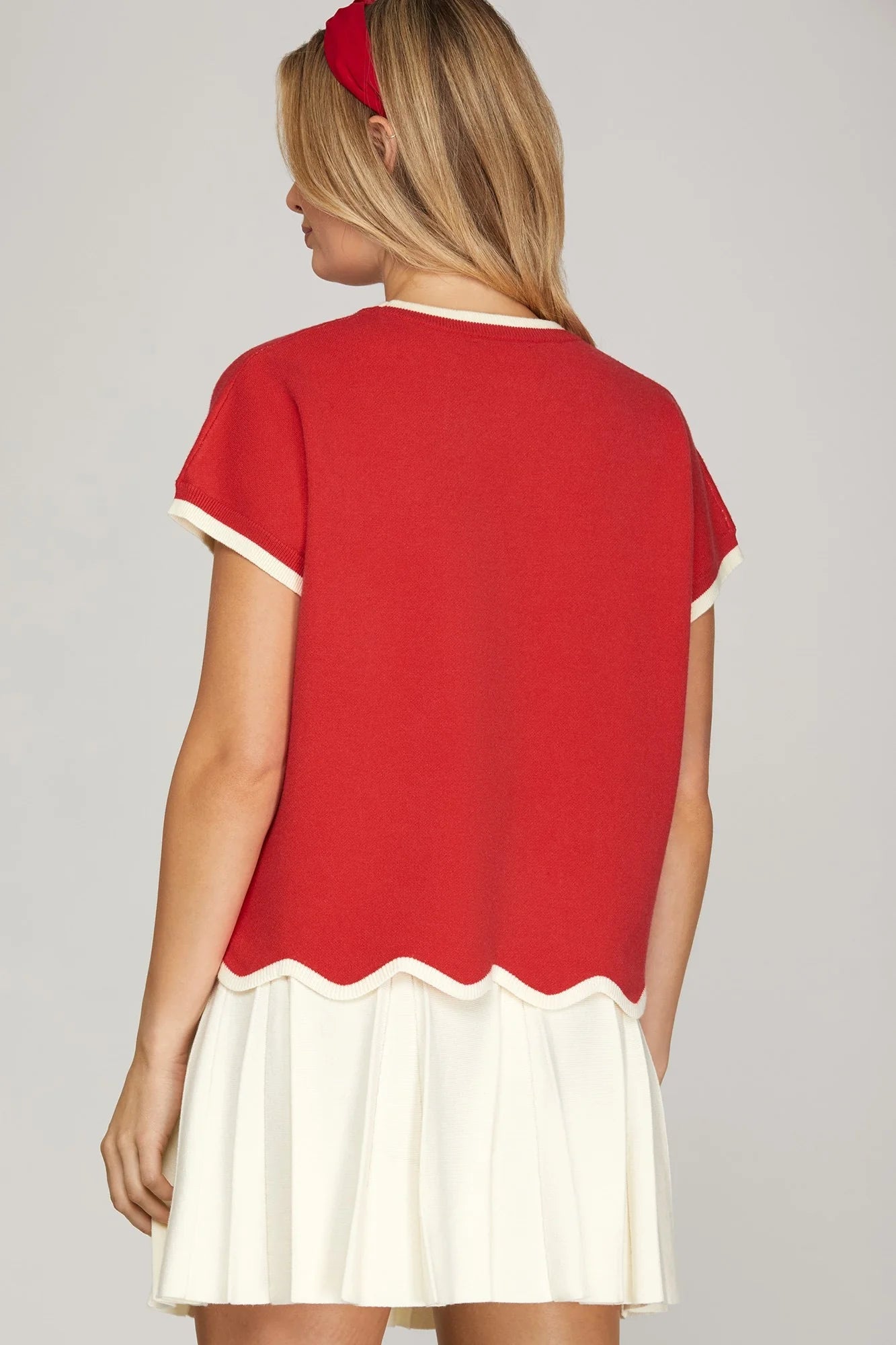 Drop Short Sleeve Scallop Hem XOXO Knit Sweater Top with Contrast Edge