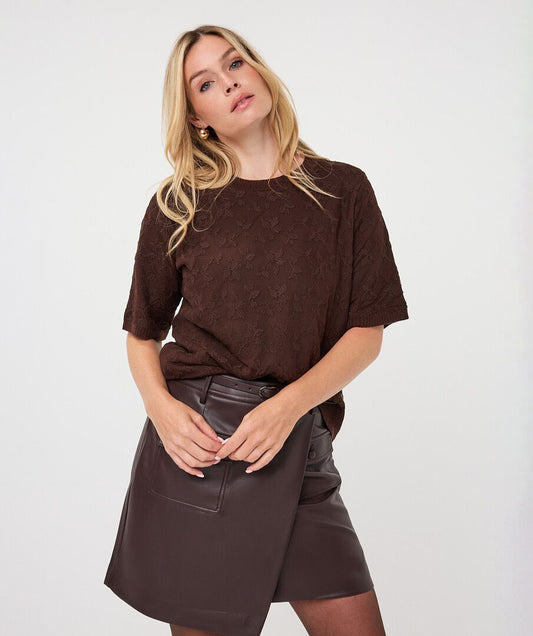 Esqualo Cocoa Classic Knit Top